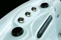 Гидромассажный СПА бассейн Sunrans SR865 Гидромассажный СПА бассейн Sunrans SR865